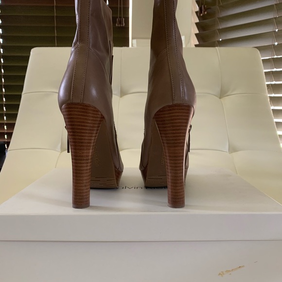 Calvin Klein Brenna Calf - Picture 3 of 5